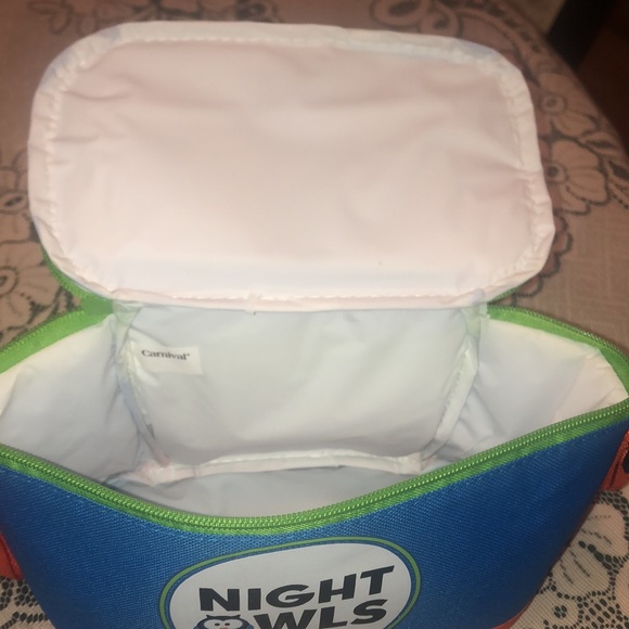 Small hanging lunchbox - Picture 2 of 8